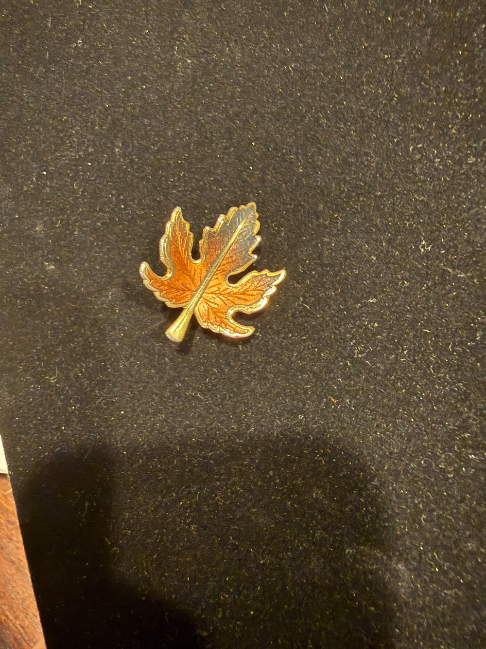 Maple Leaf Lapel Pin Gold Tone Enamel Brooch